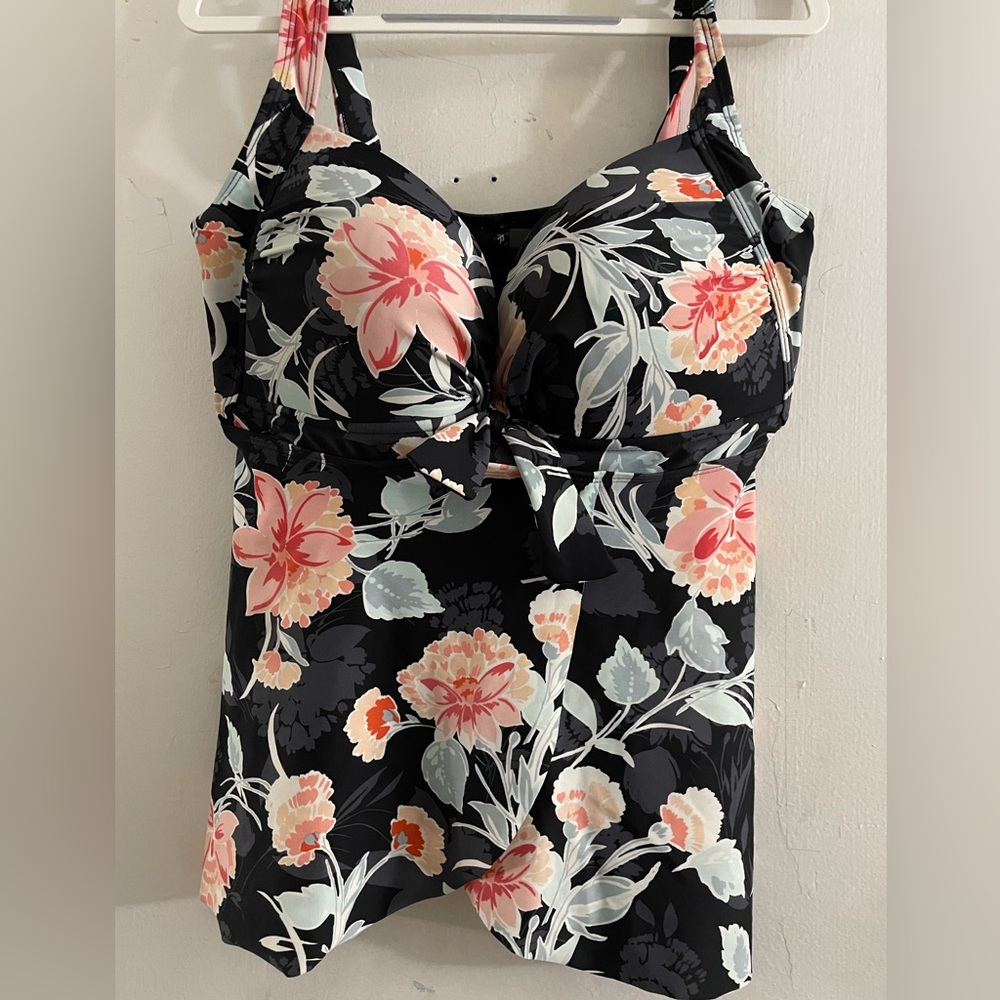 Torrid swim top
